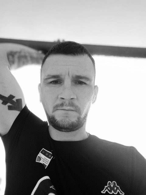 Артем, Россия, Донецк, 34 года. Хочу найти ЧестнуюЛюблю простоту