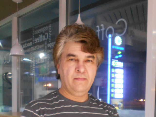 Ринат, Россия, Набережные Челны, 55 лет, 1 ребенок. Хочу найти Нужна адекватная, надежная подруга без тараканов в голове и не конфликтная, такая уже была, сам я неВосстанавливаюсь после инсульта