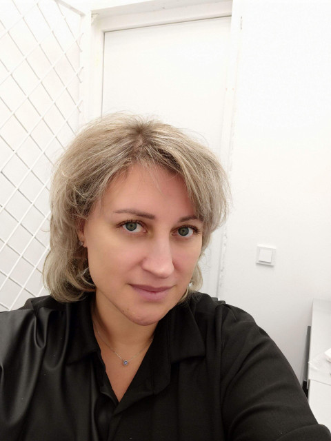 Виолетта, Россия, Волгоград, 47 лет, 1 ребенок. Познакомлюсь с мужчиной для любви и серьезных отношений.Уверена в себе и ценю искренность в отношениях, способна простить. Ищу мужчину, с которым можно разд