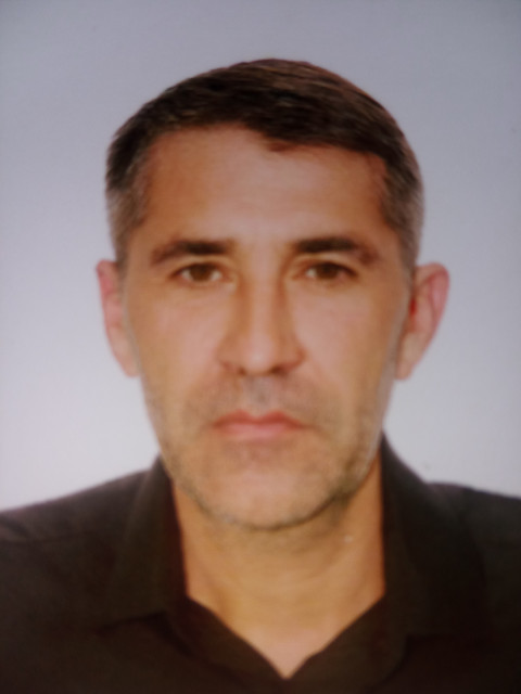 Ярослав, Мариуполь, 47 лет, 1 ребенок, 1 фото. я простой, обычный человек который хочет найти человека который в трудную минуту всегда поддержит, а