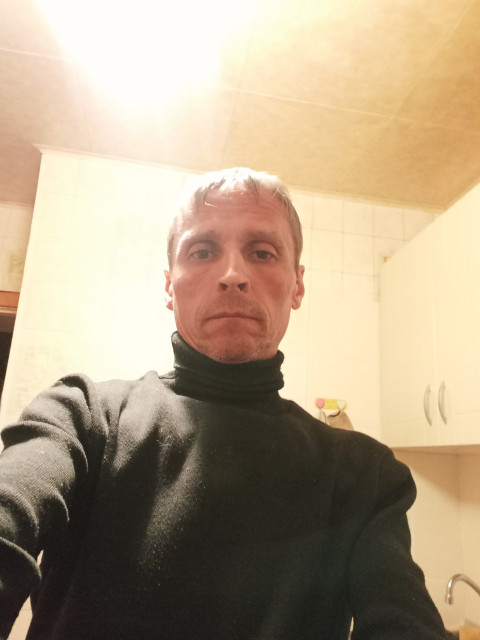 Сергей, Россия, Сергиев Посад, 46 лет. Познакомлюсь с женщиной для рождения совместных детей.Понимаю, теплом, не употребляю, Курю - будет любимая брошу.