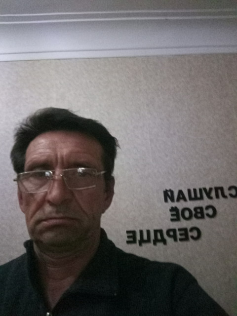 Сергей, Россия, Таганрог, 56 лет. Познакомлюсь с женщиной для любви и серьезных отношений.В разводе не употребляю алкоголь, работаю водителем, хочется найти свою половинку