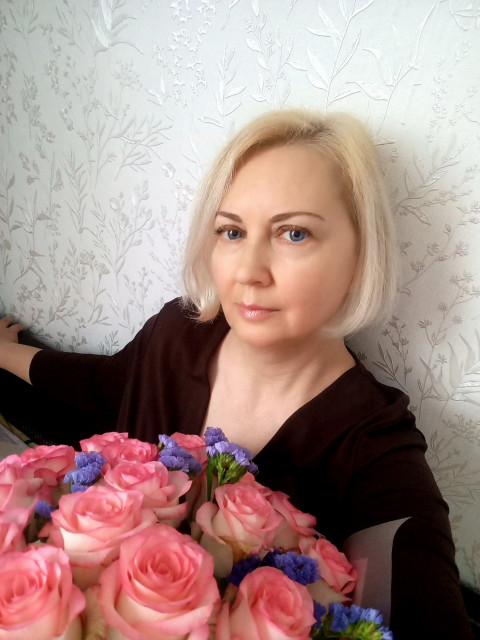 Светлана, Россия, Воронеж, 48 лет, 1 ребенок. Познакомлюсь с мужчиной для любви и серьезных отношений, брака и создания семьи, воспитания детей, дружбы...  Анкета 827918. 