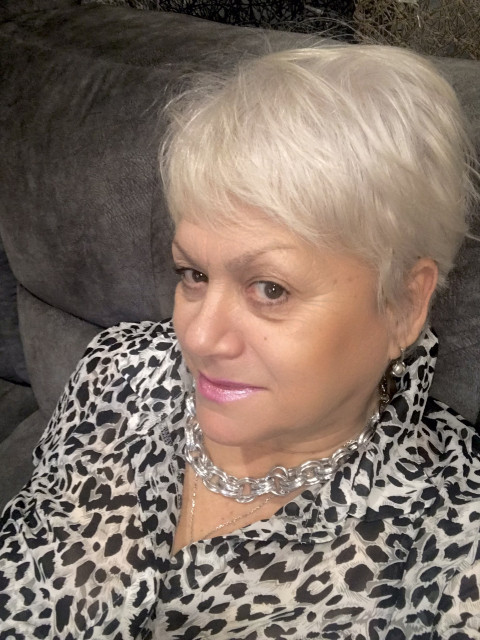 Ирина Гуляева, Россия, Челябинск, 65 лет. На пенсии. Вдова. Люблю чистоту и порядок. Люблю готовить