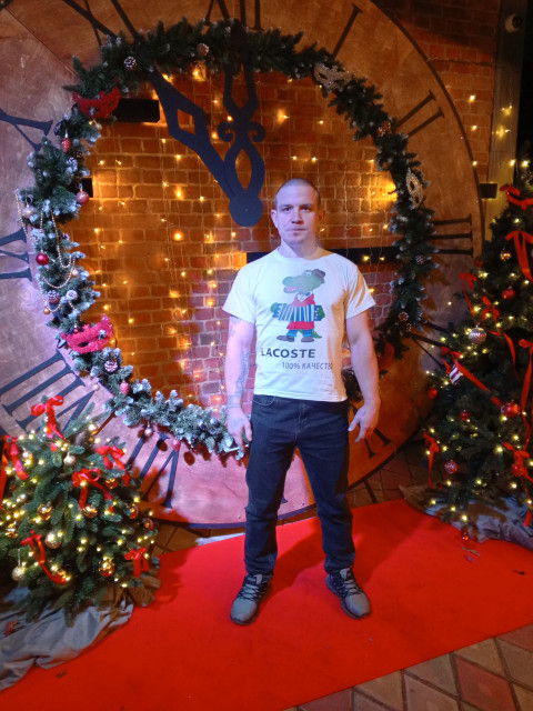 Андрей, Россия, Санкт-Петербург, 33 года. Познакомлюсь с женщиной для любви и серьезных отношений, брака и создания семьи, воспитания детей, дПозитивный добрый парень который пытается найти свою любовь