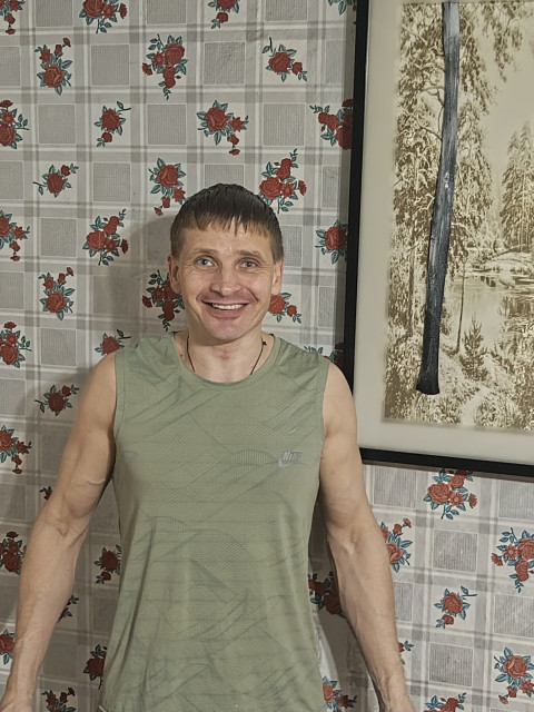 Константин, Казахстан, Павлодар, 40 лет. Он ищет её: Познакомлюсь с женщиной для любви и серьезных отношений, брака и создания семьи. Анкета 828110. 