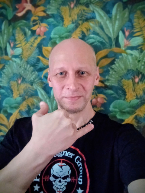 Павел Маренчук, Москва, 46 лет, 45 фото. Хотелось бы встретить женщину с которой нам вместе будет хорошо, буду любить и детей, как своих и буду...  Анкета 828112. 