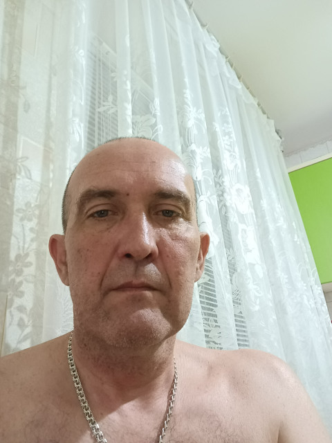 Леонид, Россия, Симферополь, 49 лет, 2 ребенка. Познакомлюсь с женщиной для любви и серьезных отношений, брака и создания семьи, гостевого брака.В разводе