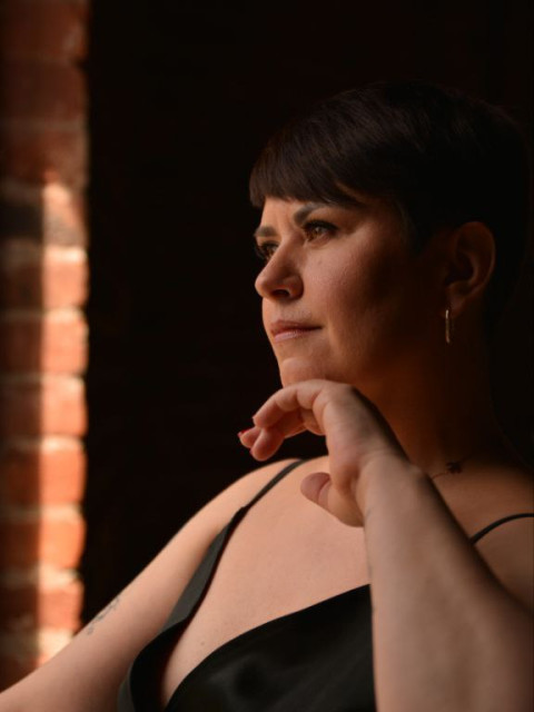 Анастасия Побережная, Россия, Санкт-Петербург, 43 года, 2 ребенка. Хочу найти Взрослого, зрелого. Осознающего ценность отношений и семьи. 
С интересом уделяющего время узнаваниюУмна, мудра, воспитана))
Хороша. Счастлива. 
Душа широкая, сердце нежное, л