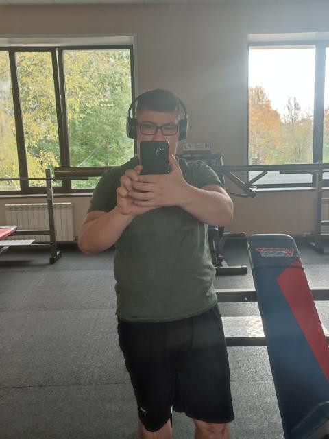 Евгений, Россия, Коломна, 23 года. Познакомлюсь с девушкой для любви и серьезных отношений, брака и создания семьи, воспитания детей, рЕвгений, 22 года из Коломны, работаю, свободное время занимаюсь спортом, люблю кино, театр итд, есть