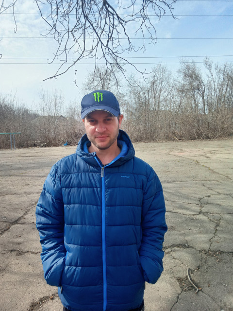 Владислав, Россия, Донецк, 38 лет. Познакомлюсь с женщиной для любви и серьезных отношений.Познакомлюсь с девушкой, я с Донецка, с Куйбышевского района, мне 38, детей нет, но хотелось бы.