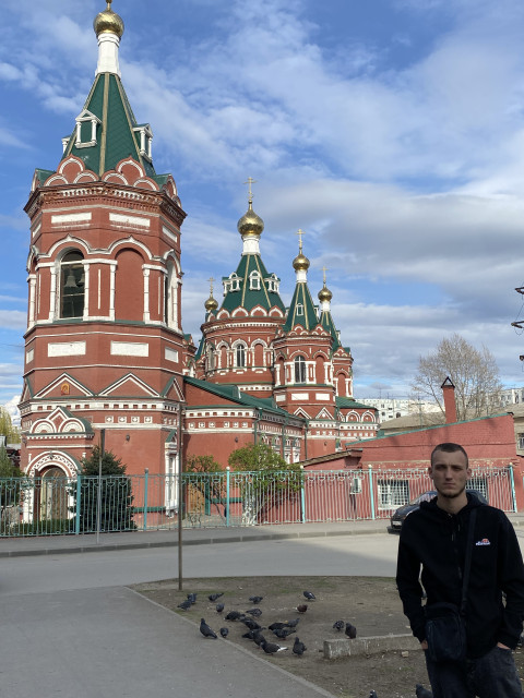 Данила, Москва, м. Царицыно, 28 лет. Хотелось бы не стеснительную и не скромную девушку (женщину) встретить, и проводить просто ахеренноеЯ молодой спортивный парень, хотелось бы найди женщину для приятного время провождения, поэксперимен