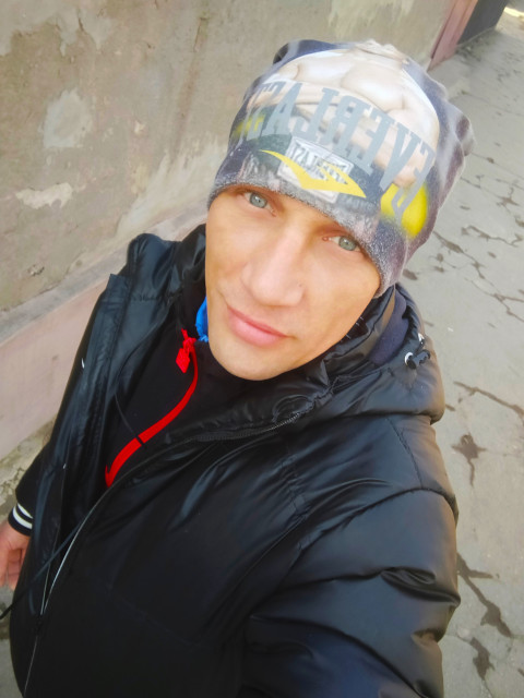 Владимир, Россия, Луганск. Фото на сайте ГдеПапа.Ру