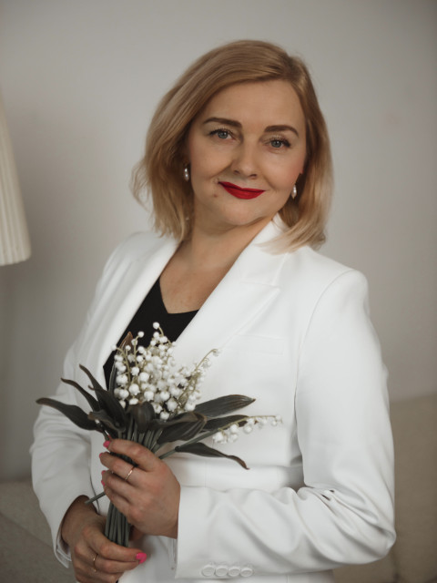 Анна Август, Россия, Москва, 46 лет, 1 ребенок. Познакомлюсь с русским мужчиной, крепкого телосложения, в возрасте от 40 до 50 лет, исключительно изЯ та, с кем можно зимой в русскую баню с веником, а потом в белый пушистый снег. С кем можно на прир