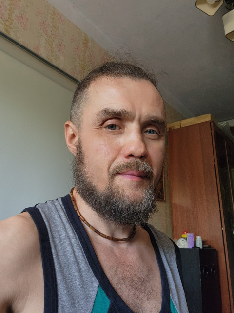 Ильхам, Россия, Казань, 51 год, 1 ребенок. Познакомлюсь с женщиной для любви и серьезных отношений, брака и создания семьи, воспитания детей, рХудожник- резчик по дереву. Занимаюсь йогой. Люблю баню, с веником