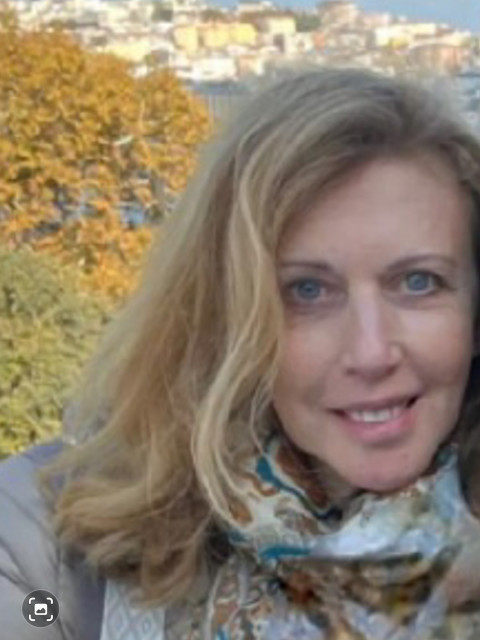 Екатерина, Россия, Москва, 58 лет. Хотела бы разделить радость жизни с надежным, не состоящим в браке мужчиной от 55 до 70 лет, с чувстЖизнерадостная, общительная, с хорошим чувством юмора, по профессии лингвист, иностранные языки. С и