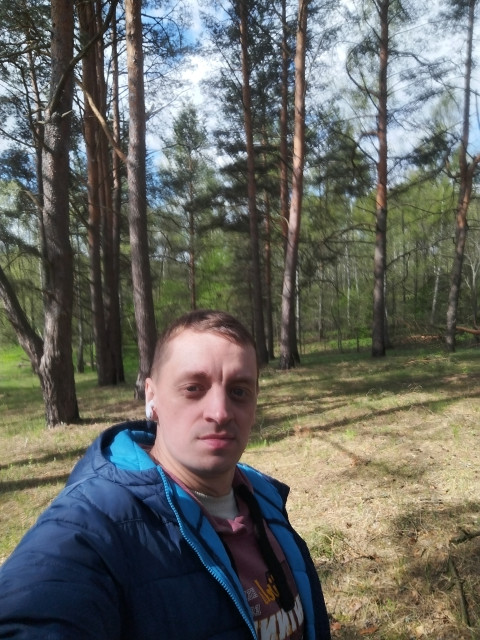 Дмитрий, Россия, Калуга, 39 лет, 1 ребенок. Он ищет её: Человека для души.Не курю, не пью, больше домосед, но за активный отдых.