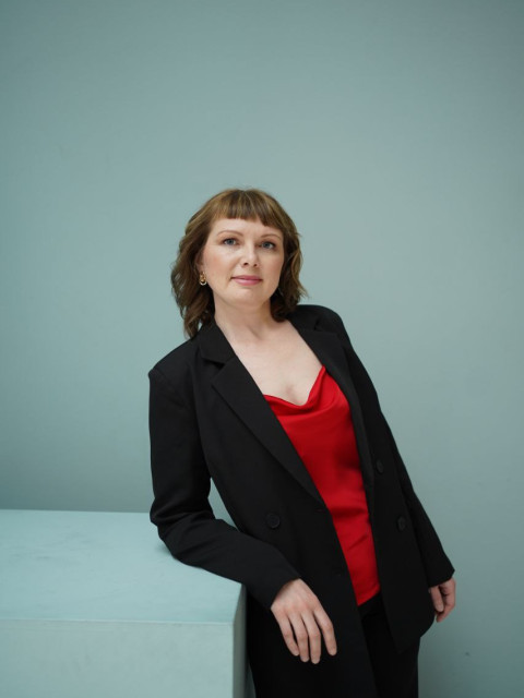 Елена, Россия, Кадников, 38 лет, 1 ребенок. Познакомлюсь с мужчиной для любви и серьезных отношений, брака и создания семьи, воспитания детей, рСменила госслужбу на помощь людям через психологию и работу с семейными и родовыми сценариями. 
Веч