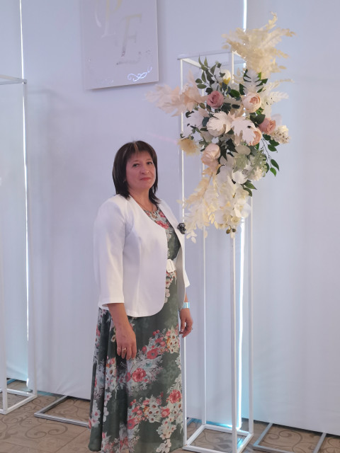 Светлана, Россия, Волгоград, 52 года, 2 ребенка. Познакомлюсь с мужчиной для любви и серьезных отношений, брака и создания семьи.Сильная, независимая и всегда в движении. Всегда готова на приключения, будь то спонтанная поездка и