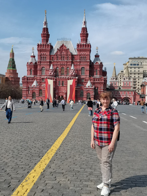 Ольга, Россия, Санкт-Петербург, 63 года. Познакомлюсь с мужчиной для дружбы и общения.63года вдова, познакомлюсь с мужчиной своего возраста