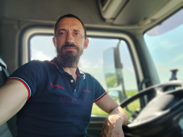 Андрей, Россия, Курск, 44 года, 2 ребенка. Познакомлюсь с женщиной для дружбы и общения. Анкета 830043. 