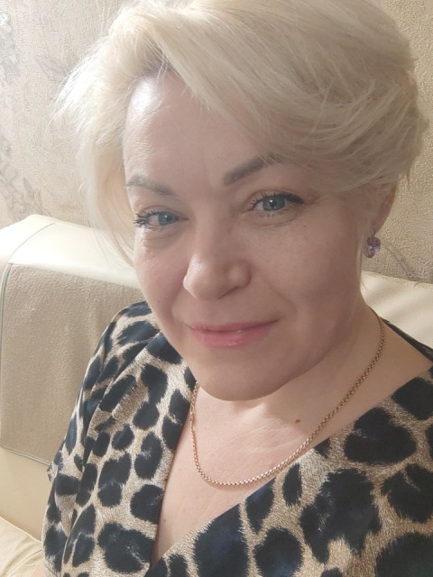 Светлана, Россия, Екатеринбург, 47 лет. Познакомлюсь с мужчиной для любви и серьезных отношений.Добрая, заботливая, ищу порядочного спутника жизни