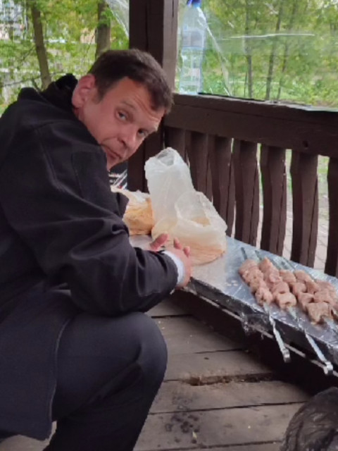 Александр, Москва, 42 года, 3 фото. Он ищет её: девушкой для любви и серьезных отношений, брака и создания семьи.  Анкета 830210. 