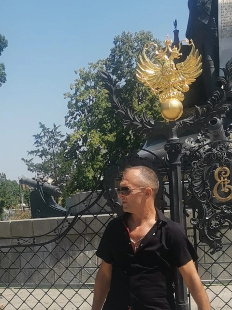 Андрей, Россия, Каневская, 45 лет. Он ищет её: Познакомлюсь с женщиной для любви и серьезных отношений.Разведен живу с сыном (5летний)веду ЗОЖ, активный отдых, дайвинг, моржевание, мото, парапланы. интер