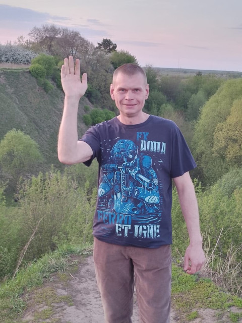 Александр, Рязань, 42 года, 2 фото. Познакомлюсь с женщиной для любви и серьезных отношений, брака и создания семьи, воспитания детей, дружбы...  Анкета 830447. 