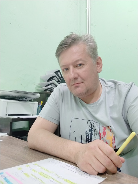 Дмитрий, Россия, Пенза, 51 год. Познакомлюсь с женщиной для любви и серьезных отношений, брака и создания семьи, воспитания детей, р50 лет. Ищу девушку для создания семьи рост 178 вес 80 не употребляю алкоголь общительный . с чувств