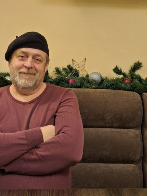 Пётр, Беларусь, Брест, 57 лет, 3 ребенка. Познакомлюсь с женщиной для брака и создания семьи.Мне 57 лет . Надеюсь встретить серьёзную женщину, - свою чтобы создать семью . Прежде всего, порядоч