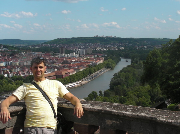 Skorpion, Караганда, 44 года, 2 ребенка, 1 фото. Разведен, ищу человека схожева по внутреннему миру и способностью спонтанно двигаться по жизни