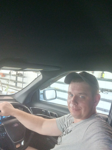 Валерий, Россия, Москва, 37 лет. Он ищет её: Познакомлюсь с женщиной для любви и серьезных отношений. Анкета 831000. 