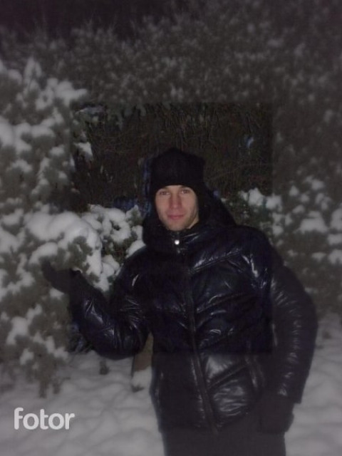 Алекс, Россия, Волгодонск, 37 лет, 2 ребенка. Познакомлюсь с женщиной для любви и серьезных отношений, брака и создания семьи. 

Какие качества Всем, приветик👋 Был в браке. Понравилось, хочу ещё. Очень люблю детей. Только серьёзные отно