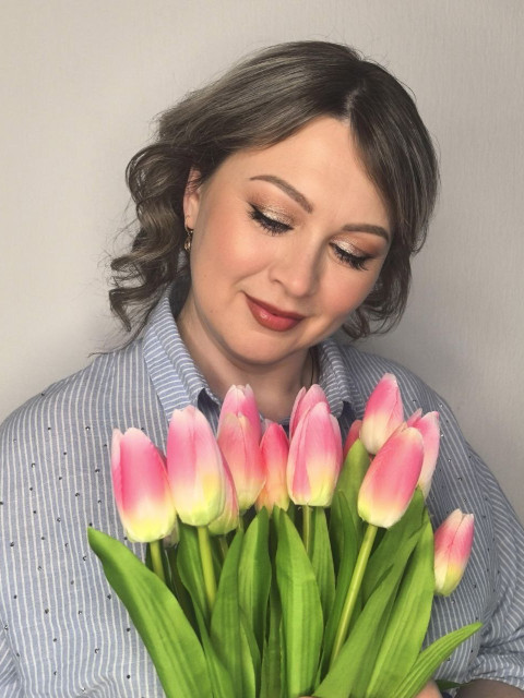 Елена Мануэл, Белгород, 42 года, 6 детей, 3 фото. Ищу ответственного, доброго, понимающего мужчину, которому дети не помеха.  Анкета 831457. 