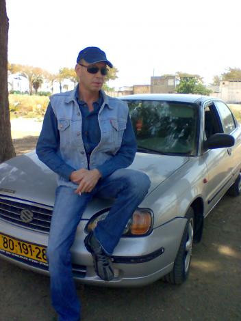 Sunny, Азербайджан, Баку, 49 лет. Познакомлюсь с женщиной для дружбы и общения.одинок, стараюсь не грустить, 
Свободен, детей нет