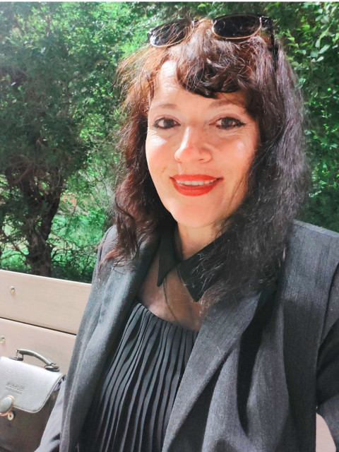 Незнакомка, Казахстан, Караганда, 48 лет, 2 ребенка. Познакомлюсь с мужчиной для брака и создания семьи. Постараемся принять все минусы в характере и увеЯ знаю, Ты на свете есть!!! ❤ ️