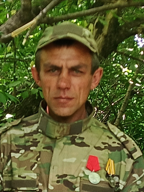 Николай, Снежное, 42 года, 1 фото. Познакомлюсь с женщиной для любви и серьезных отношений, брака и создания семьи, воспитания детей, рождения...  Анкета 831621. 