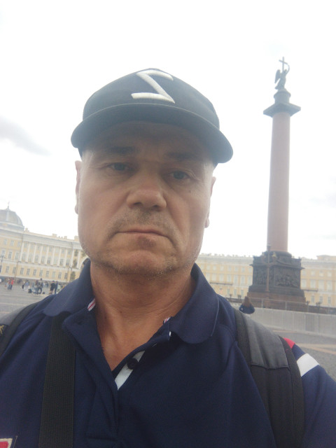 Владимир, Санкт-Петербург, м. Площадь Ленина, 52 года. Познакомлюсь с женщиной для любви и серьезных отношений, брака и создания семьи.Был в гражданском браке, сейчас живу один в СПб, если будет интересно при встрече раскажу. Ищу женщи