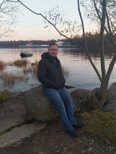 Ян, Россия, Санкт-Петербург, 46 лет, 1 ребенок. Познакомлюсь с женщиной для любви и серьезных отношений, брака и создания семьи.Коренной житель города, увлечение бильярд, спортзал, дача, лес, путешествия, не курю, без вредных пр