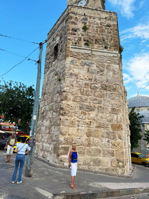 Людмила, Москва, 61 год, 2 ребенка, 1 фото. Ищу: Активного 
Позитивного 
Нежного  Анкета 831895. 