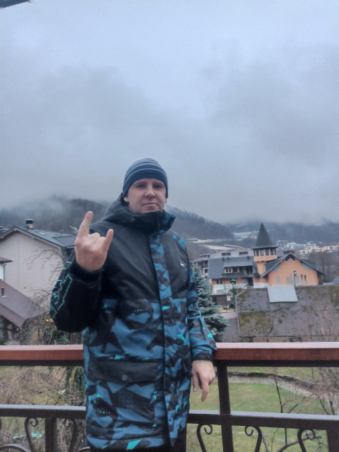 Андрей, Санкт-Петербург, м. Проспект Просвещения, 49 лет, 2 ребенка, 3 фото. Познакомлюсь с женщиной для любви ои серьезных отношений, брака и создания семьи, дружбы и общения....  Анкета 831938. 