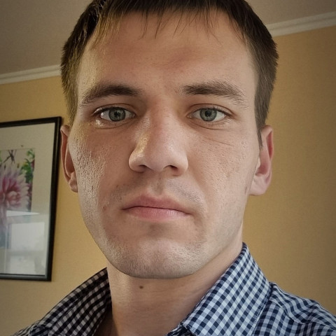 Влад Стрелков, Россия, Хабаровск, 30 лет. Он ищет её: Ищу девушку с желанием жить в своём доме. От тебя женский уют, а я обеспечу отличный быт на своей зеЖиву в своём доме