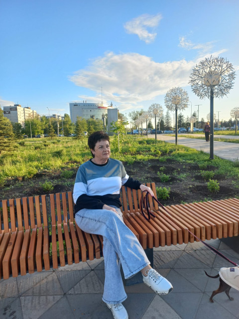 Марина, Россия, Балаково, 62 года, 1 ребенок. Познакомлюсь с мужчиной для любви и серьезных отношений, дружбы и общения.Интересная, мудрая женщина желаю познакомиться с не менее интересным и мудрым мужчиной)