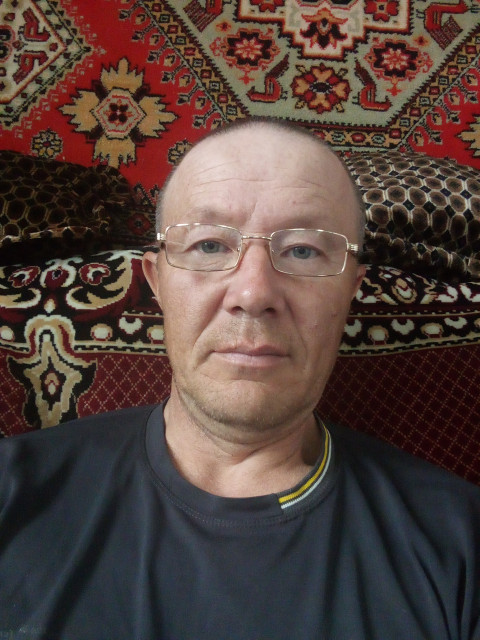 Раиль, Россия, Красноусольский, 47 лет, 1 ребенок. Познакомлюсь с женщиной для любви и серьезных отношений, брака и создания семьи, гостевого брака, дрМеня зовут Раиль. Я в разводе и отец маленького сына. Хочу познакомиться с женщиной от 38 до 45 лет.