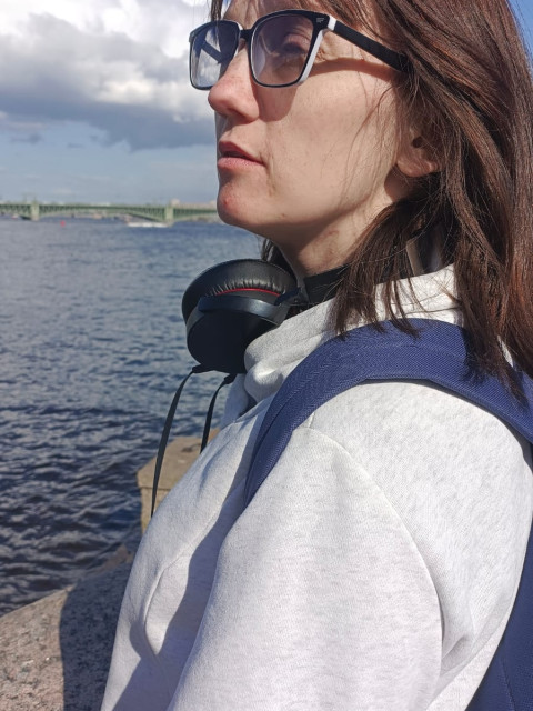 Анна, Санкт-Петербург, м. Ладожская, 40 лет, 1 ребенок. Хочу найти Веселого, щедрого, доброго. Любящего животныхДобрая, щедрая, внимательная, хорошо готовлю. Люблю животных, рыбалку и лес