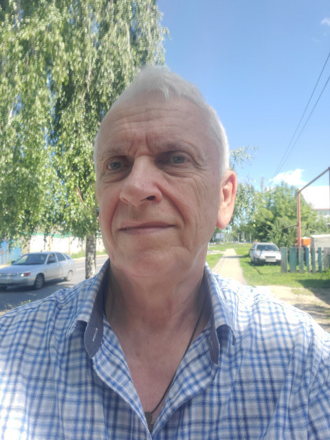 Aleksander Bolotskey, Ливны, 69 лет, 1 ребенок, 2 фото. Ищу: Добрую, спокойную, христианку  Анкета 832434. 