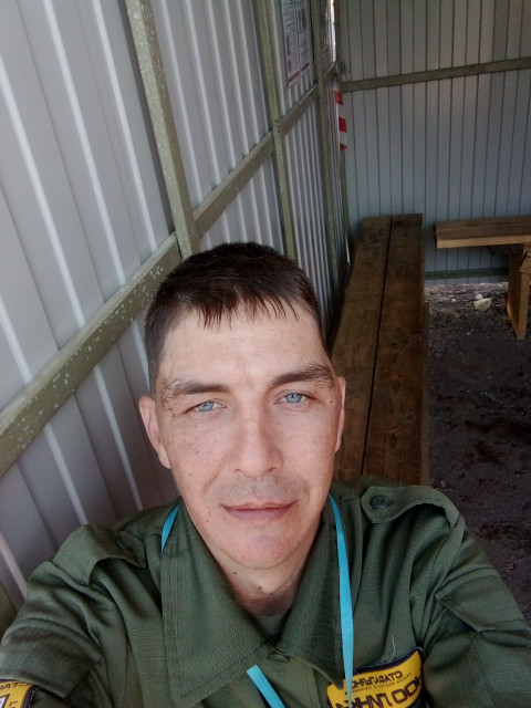 Сергей, Россия, Псков, 37 лет. Познакомлюсь с женщиной для любви и серьезных отношений, брака и создания семьи, воспитания детей, рОбыкновенный, нормальный русский мужик 😊. Хочу встреть свою единственную . Обязательно всё б