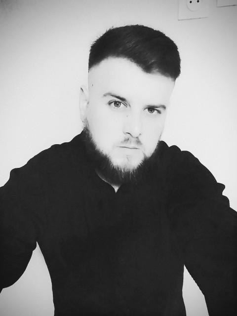 Николай, Россия, Владикавказ, 30 лет. Познакомлюсь с женщиной для любви и серьезных отношений. Анкета 832484. 