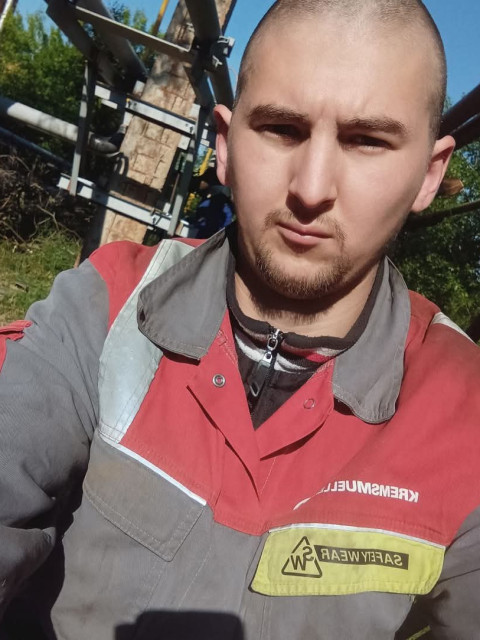 Тамаш Дудлак, Венгрия, Ньиредьхаза, 26 лет. Познакомлюсь с девушкой для любви и серьезных отношений, брака и создания семьи, воспитания детей, рЯ дружелюбный, добрый и мечтаю, чтобы мой отец был русским. К сожалению, я родился здесь, в Венгрии.